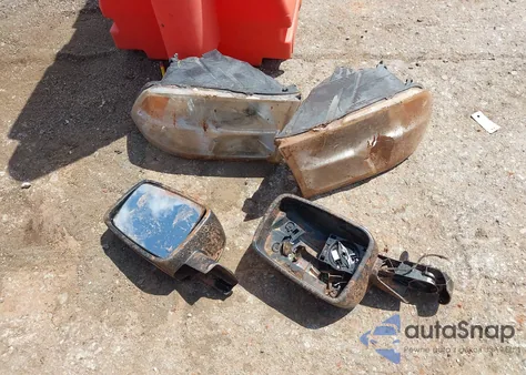 2020 Ram 1500 Classic Tradesman 4X2 6'4 Box z USA, uszkodzony, nr VIN 1C6RR6FG3LS124624